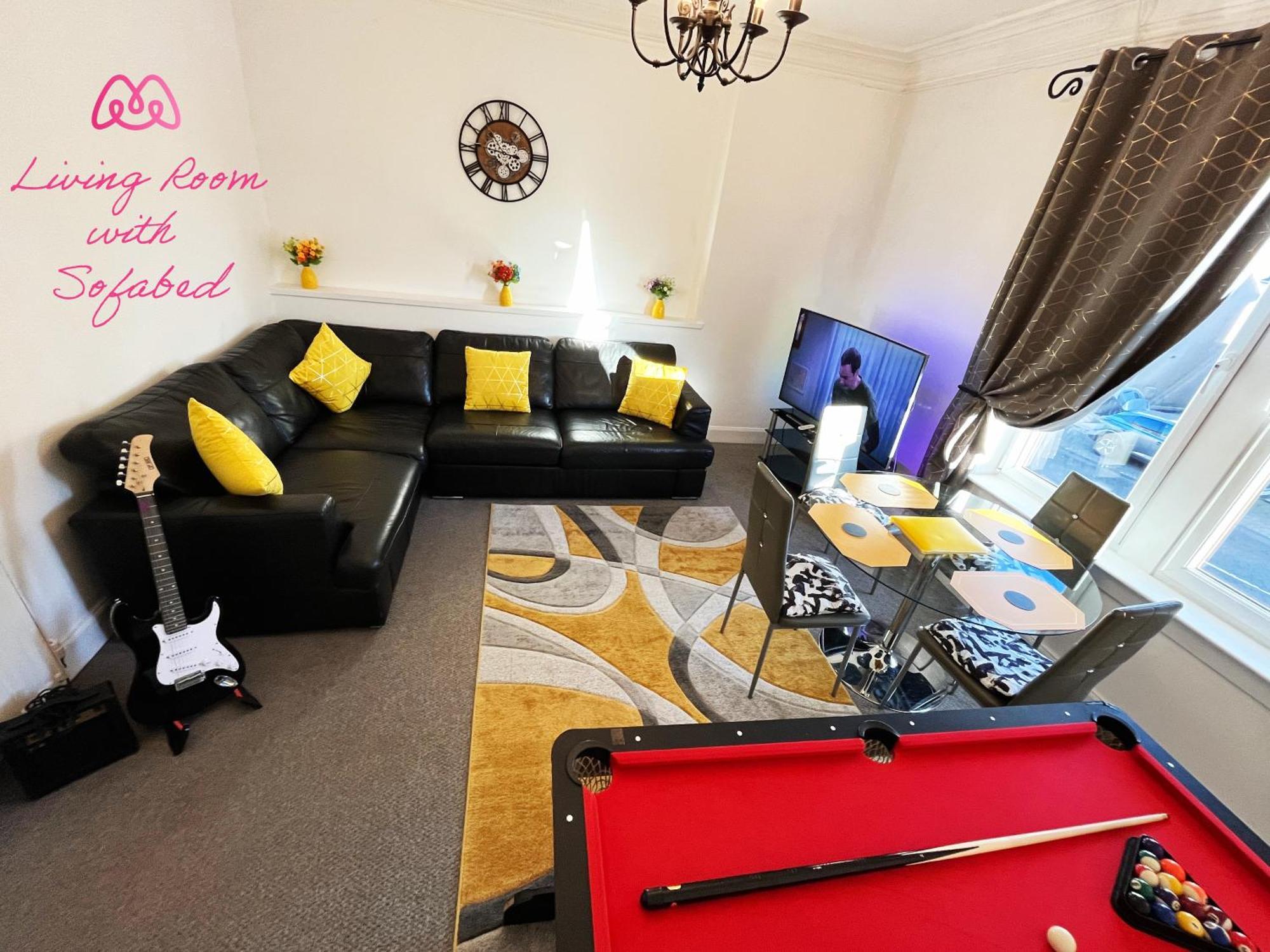 2 Bedrooms Entire Apartment Self Check In Kelty エクステリア 写真